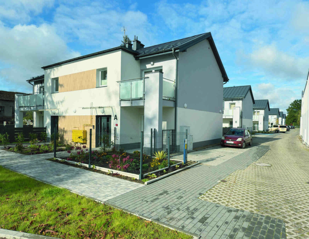 budynki mieszkalne, trzygłowska 240kb budynki mieszkalne, trzygłowska 240kb